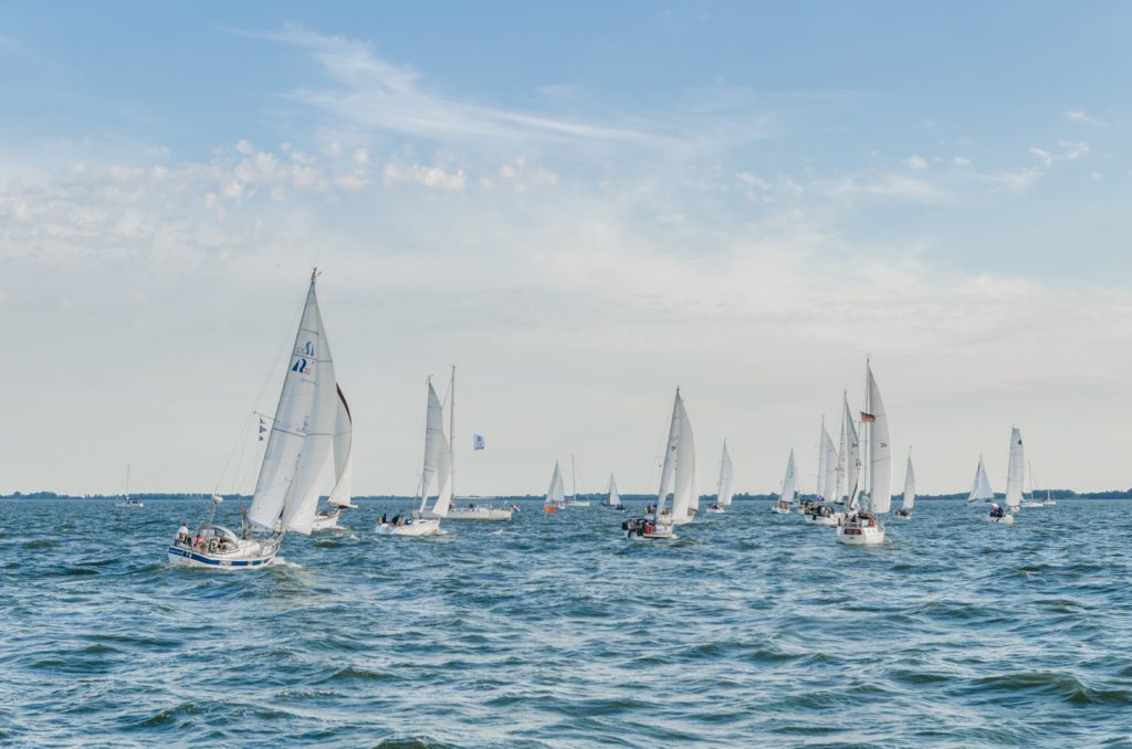 Race with us in 24 Uurs Zeilrace, a sailing regatta that takes place every summer in the Netherlands.